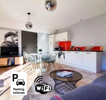Le Nid Discret Avec Balcon Et Parking Prive Gratuit Sarlat-la-Canéda Exterior foto