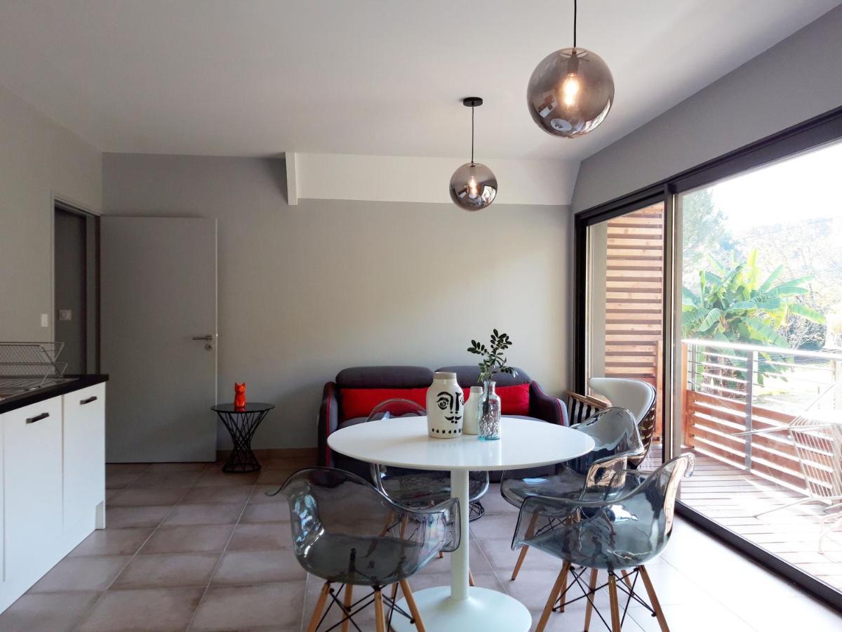 Le Nid Discret Avec Balcon Et Parking Prive Gratuit Sarlat-la-Canéda Exterior foto